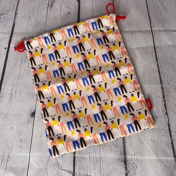 NWOT Limited Edition Ipsy Cosmetic Bag: Better Together Theme - Picture 2 of 5